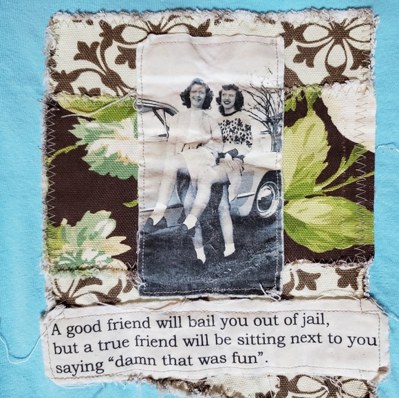 😇 Besties go down together! - Picture 1 of 5